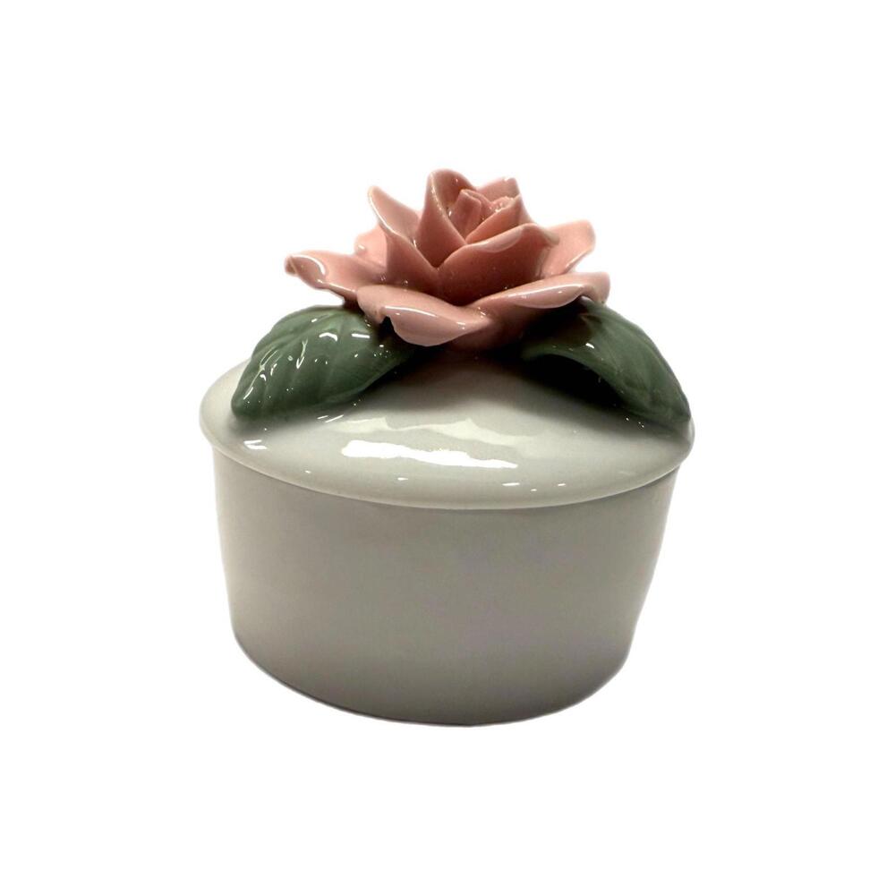 Vintage Victorian Porcelain Mini Pill / Trinket Box with Flower on Lid